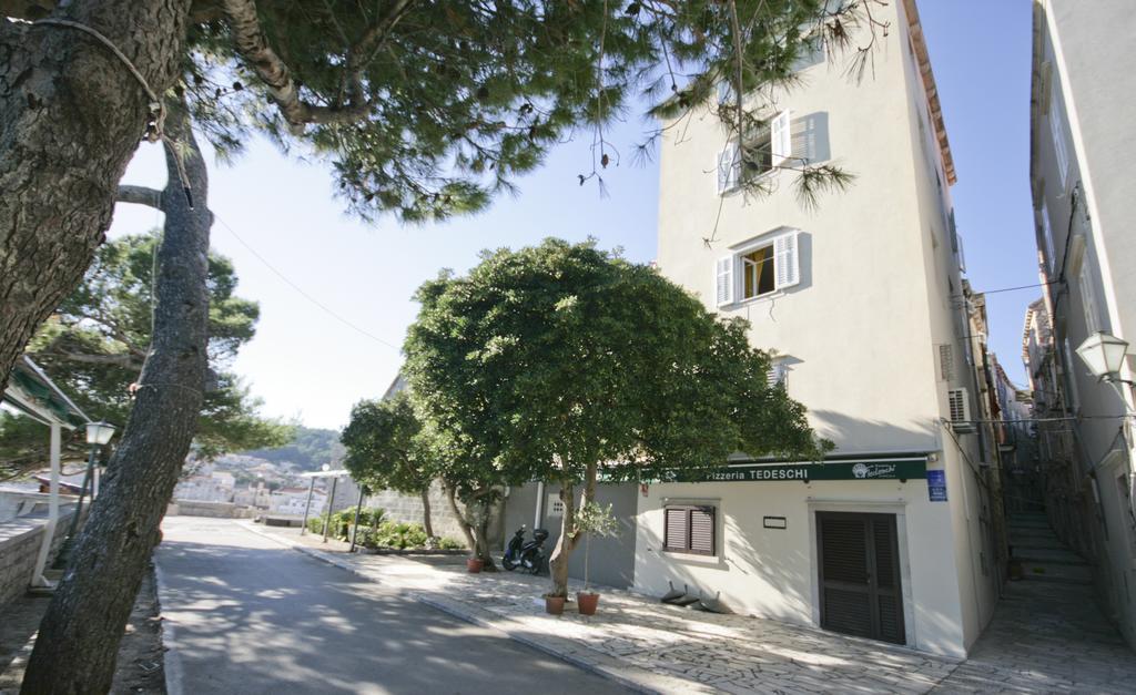 Apartments Tedeschi Korcula Town Luaran gambar